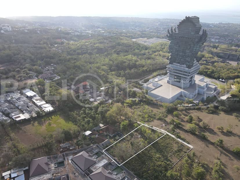 1400m2 Land For Sale With GWK View In Ungasan, Uluwatu, Bali