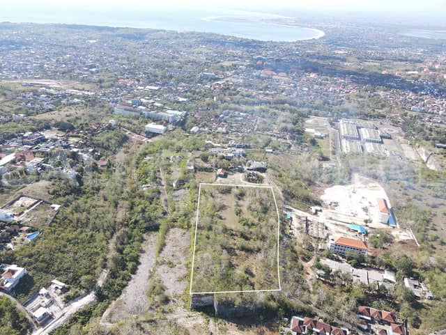 17,000m2 Amazing Plot of Leasehold Land in Ungasan, Uluwatu