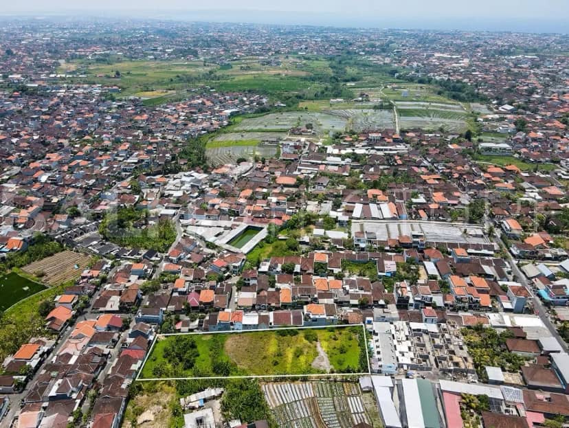 2200m2 Stunning Land In Villa Area Padonan, Canggu, Bali