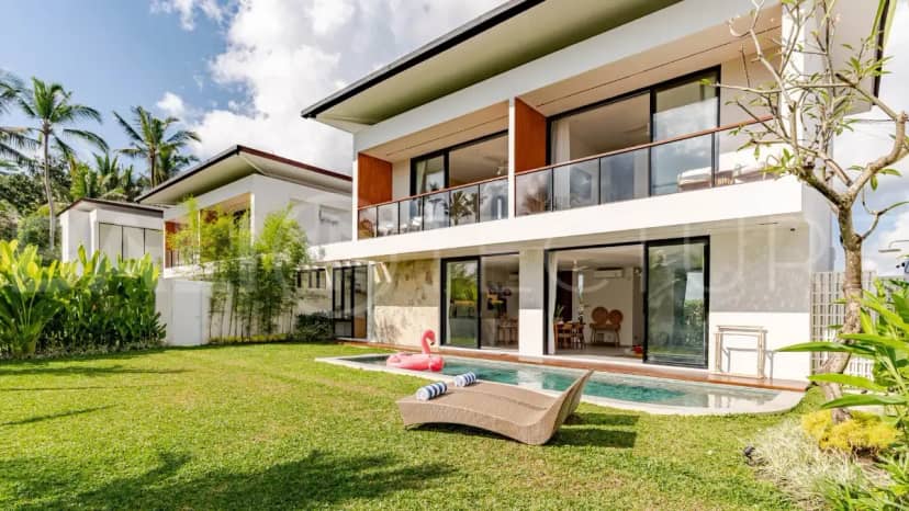 Modern Minimalist 2 Bedroom Villa with Spacious Garden in Quiet Ubud Area, Ubud, Bali