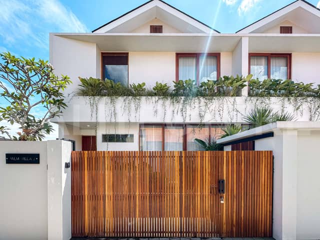 3-Bedroom Villa for Sale in Kedungu with Ricefield Views and Bohemian Style, Pererenan