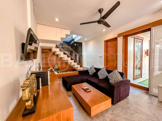 Stunning Resort Villa For Sale In Batu Belig Seminyak, Seminyak