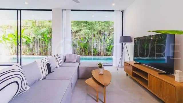BRAND NEW 3 BEDROOM VILLA FOR SALE LEASEHOLD IN UMALAS, Seminyak, Bali