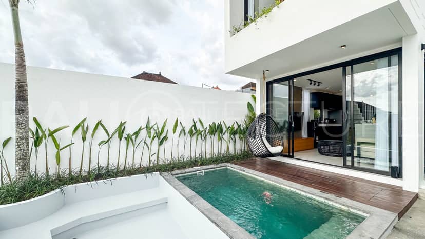 Charming 2 Bedroom Ricefield View Villa for Sale in Canggu, Canggu, Bali