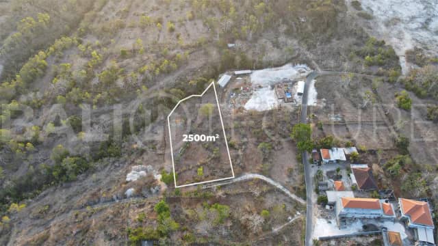 2500m2 Pink Zoned Land for Sale near Melasti Beach Uluwatu, Uluwatu