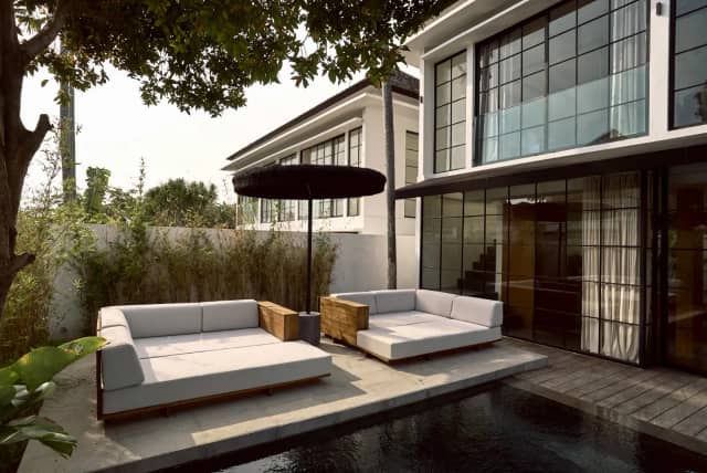 4-BEDROOM TROPICAL DESIGN VILLA IN UMALAS, Seminyak