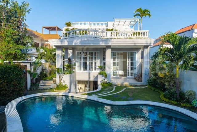 5-Bedroom Luxury Estate in Pererenan — Rooftop Sunset Terrace, Private Gym, Entertainer’s Dream, Pererenan