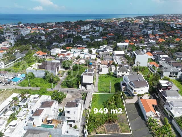 Land for Sale in Canggu Berawa – Prime 949m² Plot with Rice Field Views, Canggu