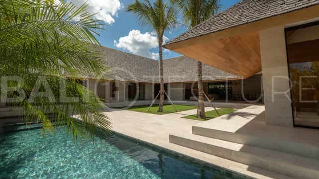 Brand New Luxury 5 Bedroom Villa for Sale in Tiying Tutul Pererenan, Pererenan