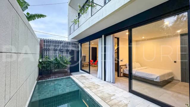 Brand New 3-Bedroom Freehold Villa for Sale in Semer Kerobokan, Seminyak