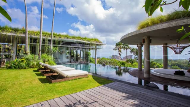Stunning Ocean View Villa for Sale in Ungasan Bali, Uluwatu