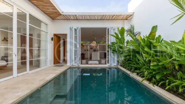Tropical Concept Villa for Sale near Balangan Beach Bali, Uluwatu