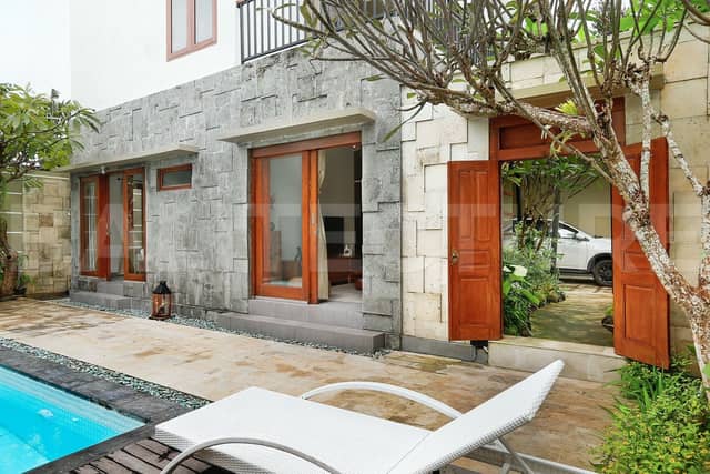 Modern 3-Bedroom Villa for Sale in Jimbaran – Prime Location & Minimalist Design, Uluwatu