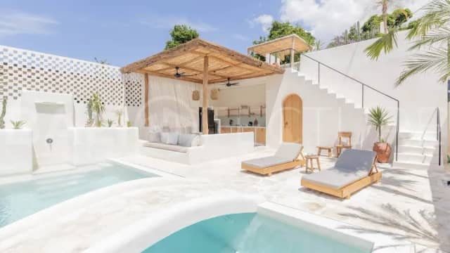 Charming 2 Bedroom Leasehold Villa Near Pererenan Beach, Pererenan