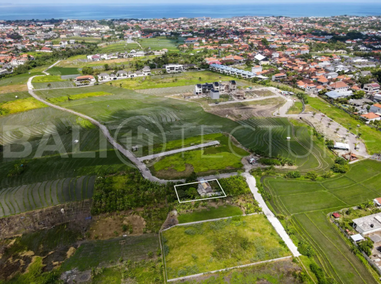 300m2 batu bolong for sale 1
