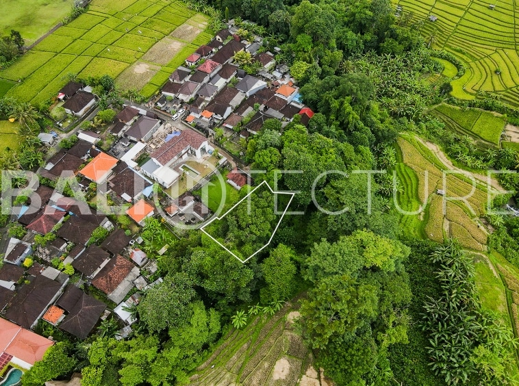 540m2 Amazing Riverfront land At Buduk 4