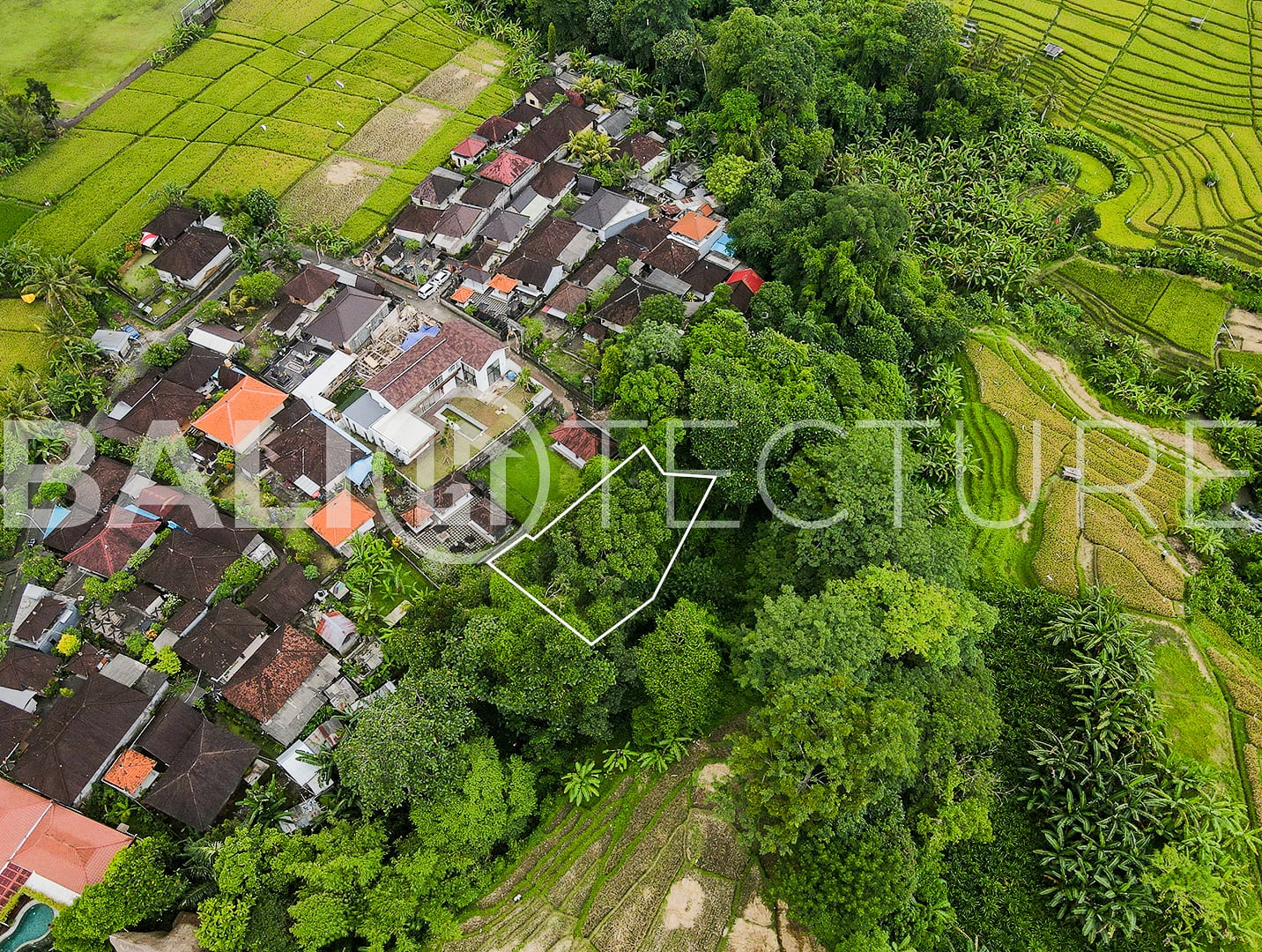 540m2 Amazing Riverfront land At Buduk 4