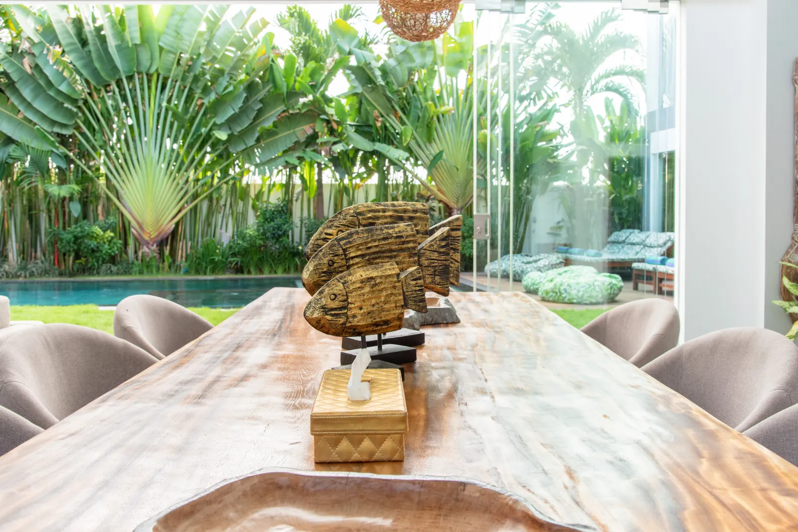 5 BEDROOM STUNNING MODERN STYLE VILLA IN PRIME AREA CANGGU 5