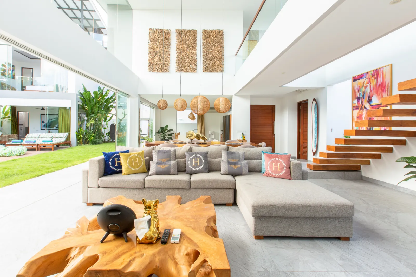 5 BEDROOM STUNNING MODERN STYLE VILLA IN PRIME AREA CANGGU 17