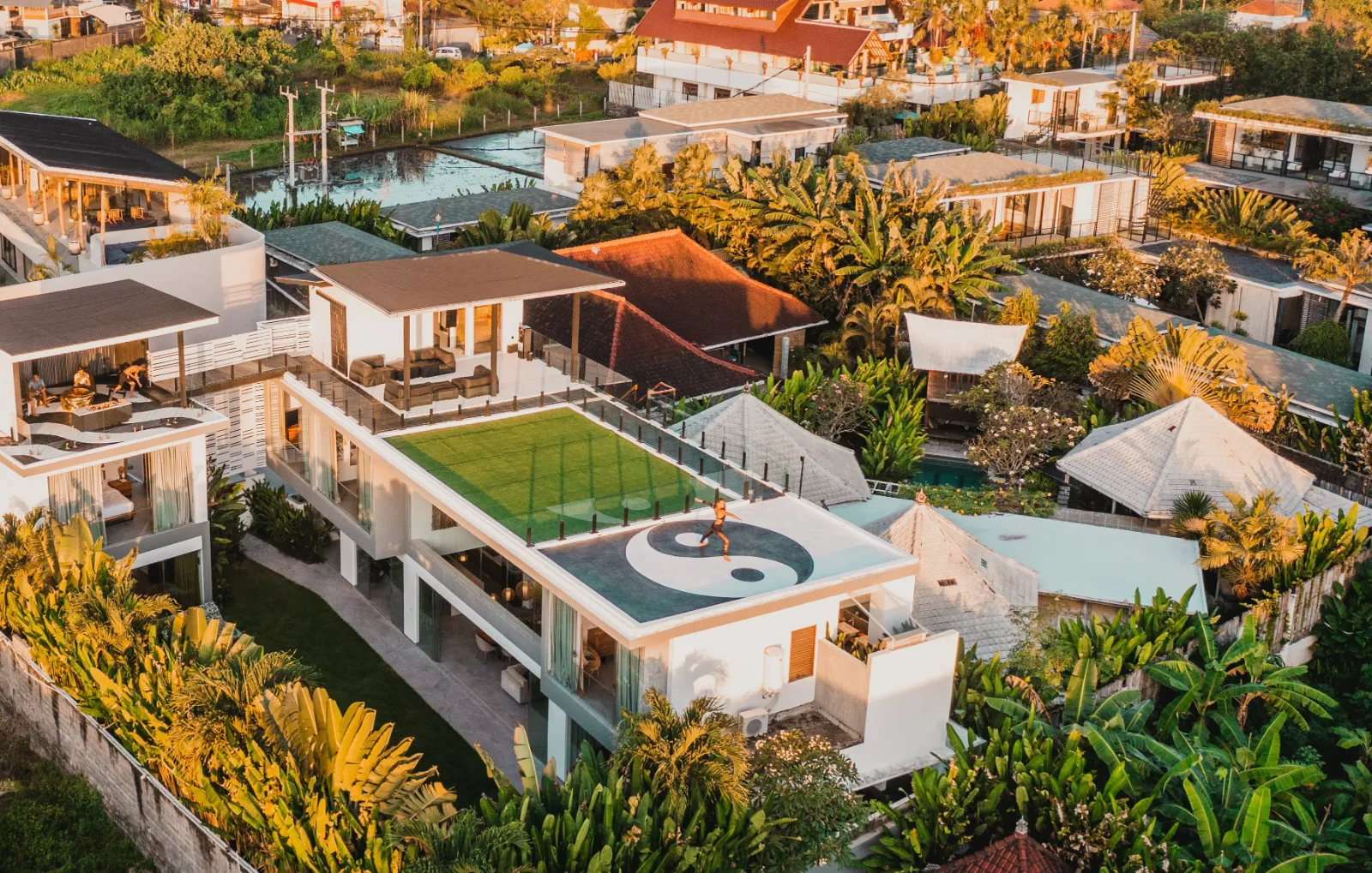 5 BEDROOM STUNNING MODERN STYLE VILLA IN PRIME AREA CANGGU 2