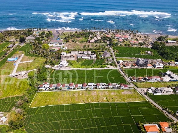 4800m2 Stunning Near Beach Land 1