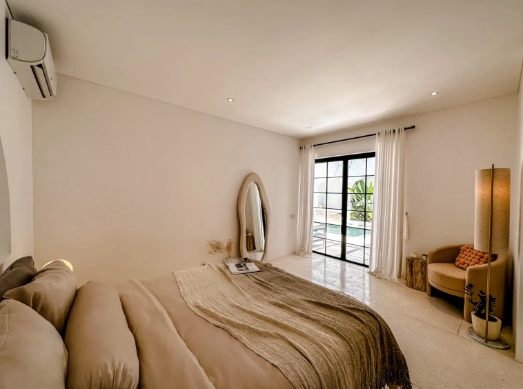 2-BEDROOM MEDITERRANEAN DESIGN IN CANGGU 13