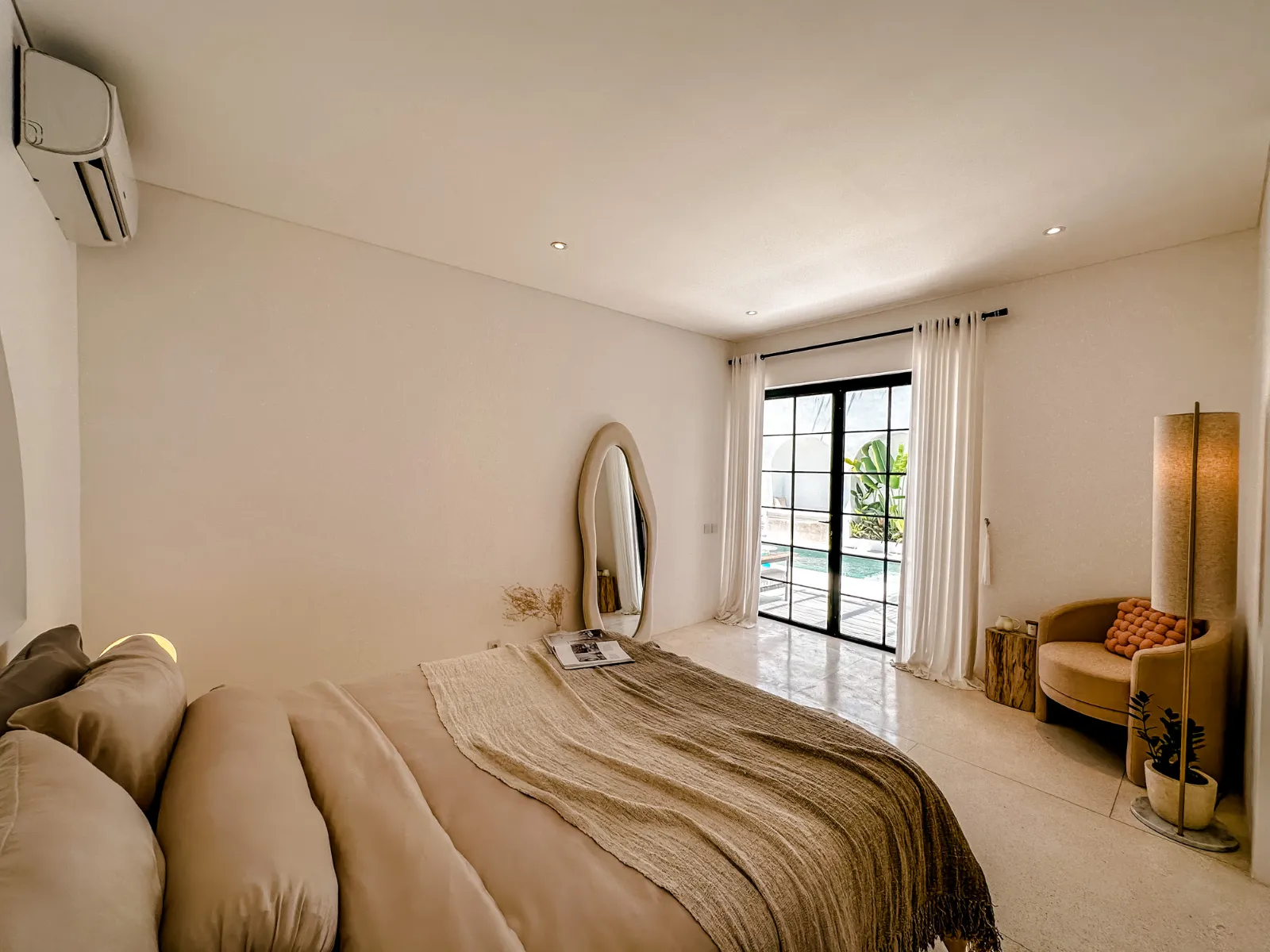 2-BEDROOM MEDITERRANEAN DESIGN IN CANGGU 13