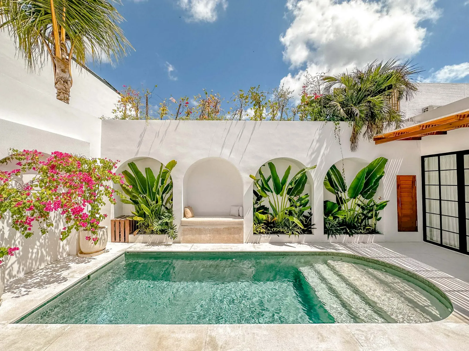 2-BEDROOM MEDITERRANEAN DESIGN IN CANGGU 5