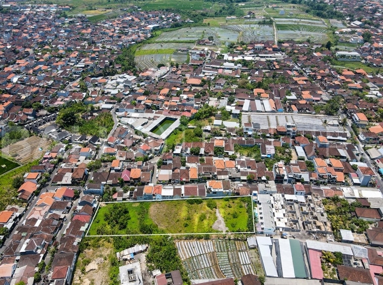 2200m2 Stunning Land In Villa Area Padonan 1