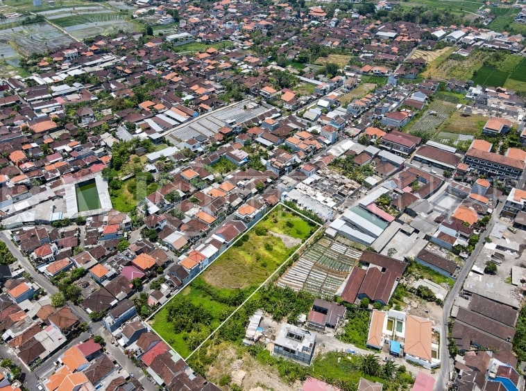 2200m2 Stunning Land In Villa Area Padonan 3