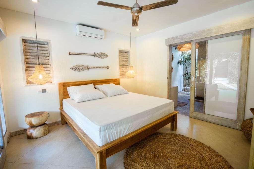 2 Bedrooms Villas tropical Design In Prime Area Berawa 16