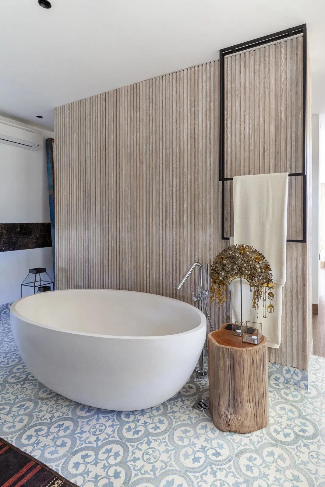 6 Bedrooms Luxury Villa In Prime Area Tumbak Bayuh Pererenan 17