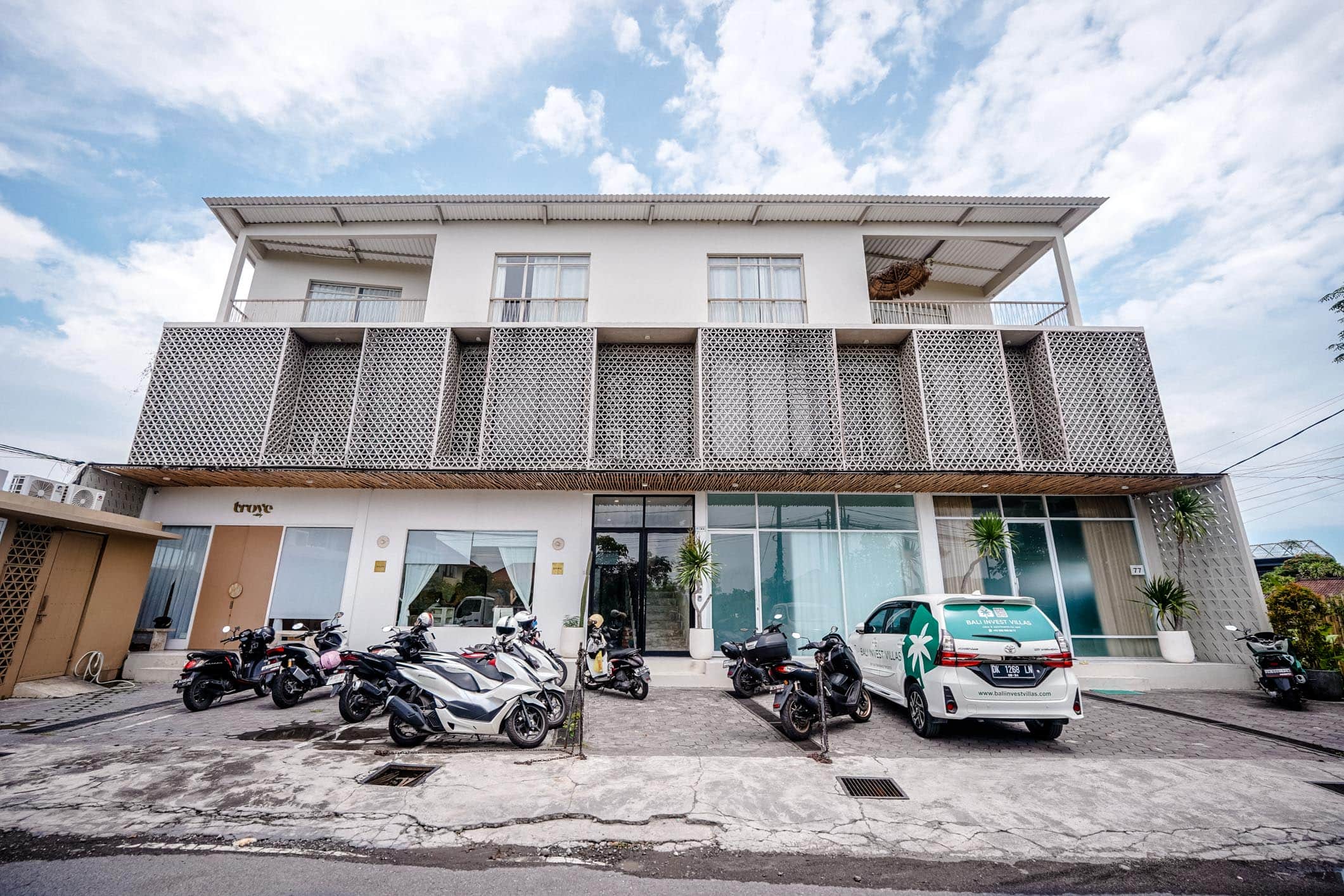 Beautiful Apartement In Prime Area Berawa Canggu 18