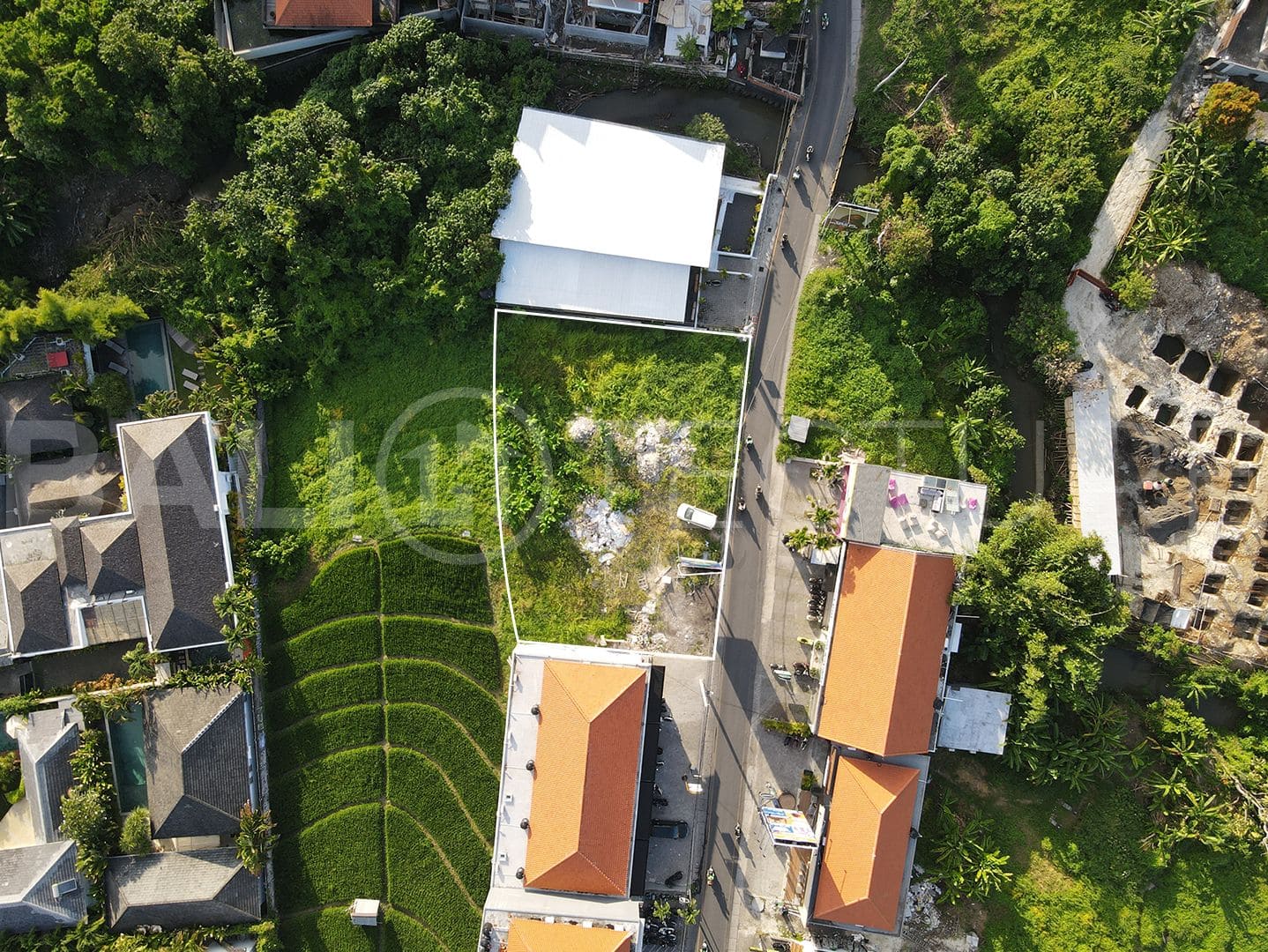 1000m2 Amazing Strategic Land With Ricefield View In Prime Area Berawa 1