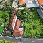 Strategic Gem: 300m2 Prime Land in Kerobokan 2