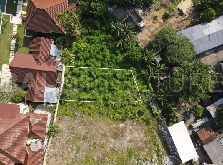 300m2 Stunning Land In Prime Area Pererenan 4