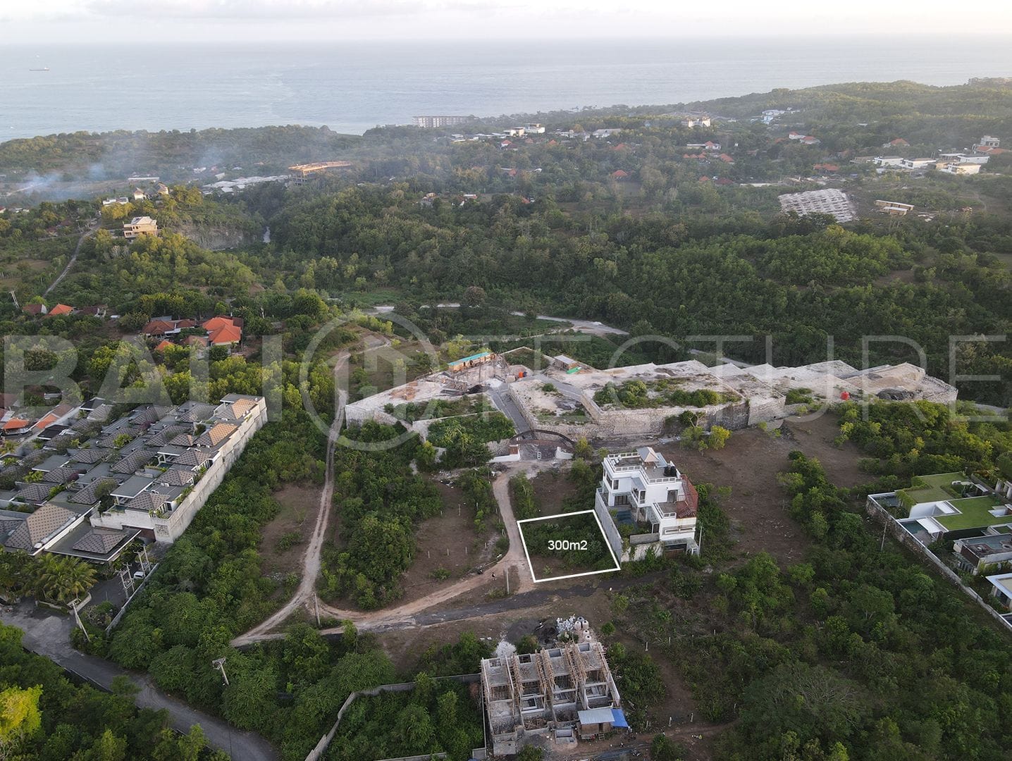 300m² Prime Ocean View Plot in Ungasan Uluwatu 3