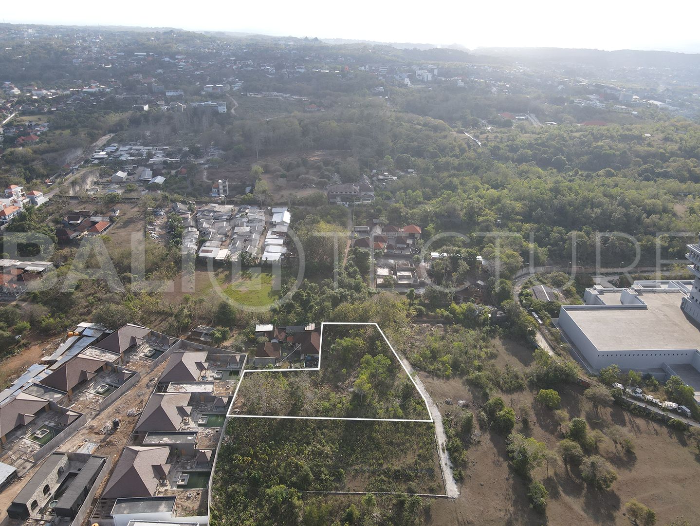2200m2 Amazing Land With Iconic GWK Statue In Prime Area Ungasan 2