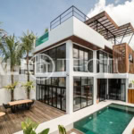 Luxurious 4-Bedroom Villa with ocean view in Pererenan 2