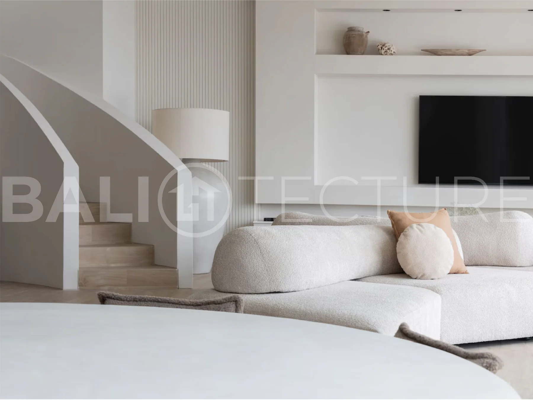 4-Bedroom Villa with Stunning Sea Views Near Cemongkak Beach 12