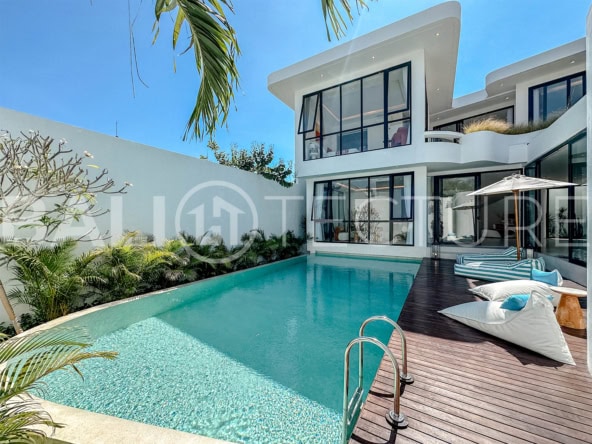 4 Bedroom Mediterranean Villa in Canggu Pool 1