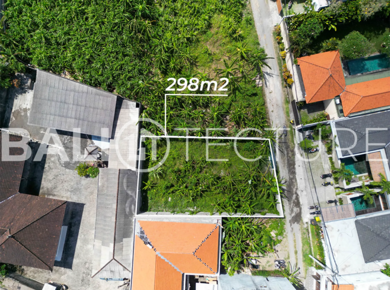 Rare 298m² Land in Tumbak Bayuh, Pererenan 5