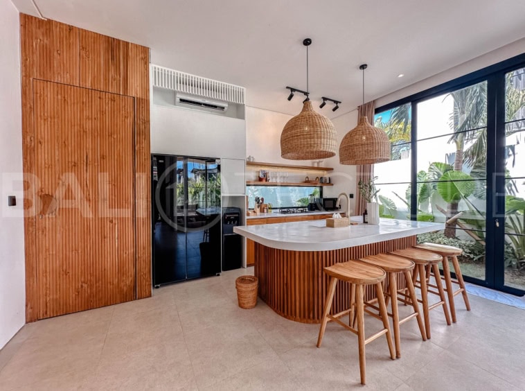 Modern Tropical 2 Bedroom Stunning Villa in Pererenan 10