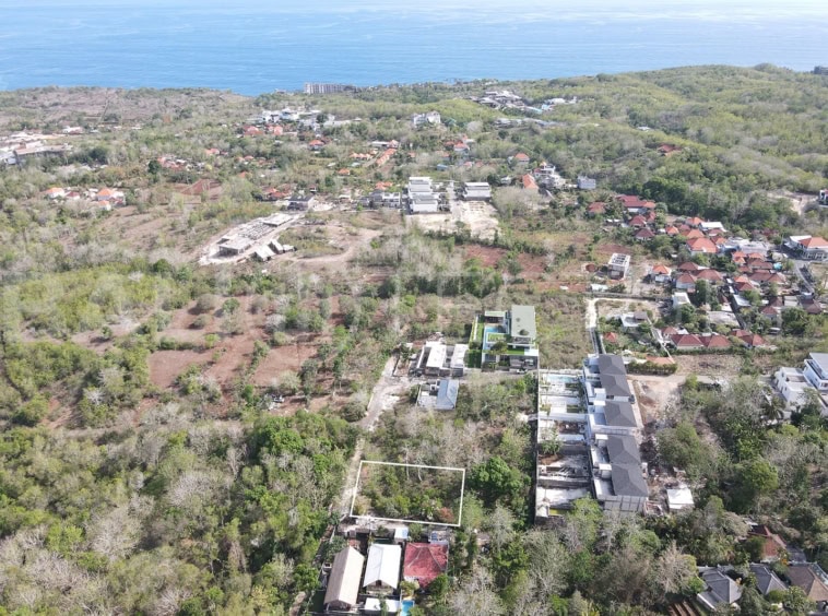 1000m2 of Land in Pecatu 2
