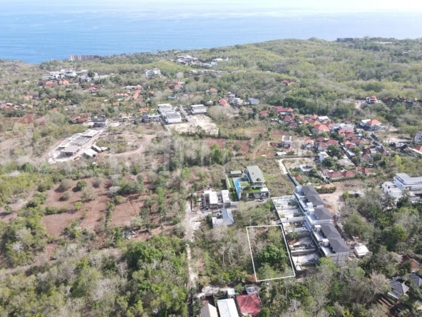 Prime 1000m2 Plot of Land in Pecatu With Ocean View 3