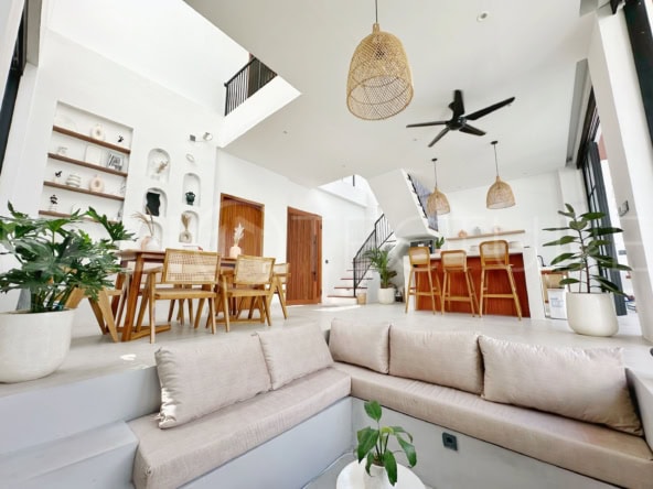 Modern 3 Bedroom Stunning Villa in Cepaka 1