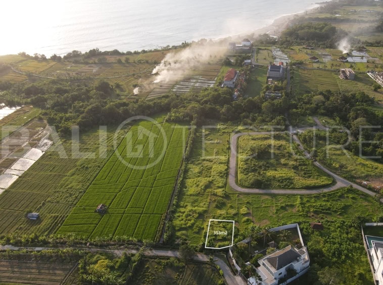 Freehold Land in Kedungu Beach (353m2) 3
