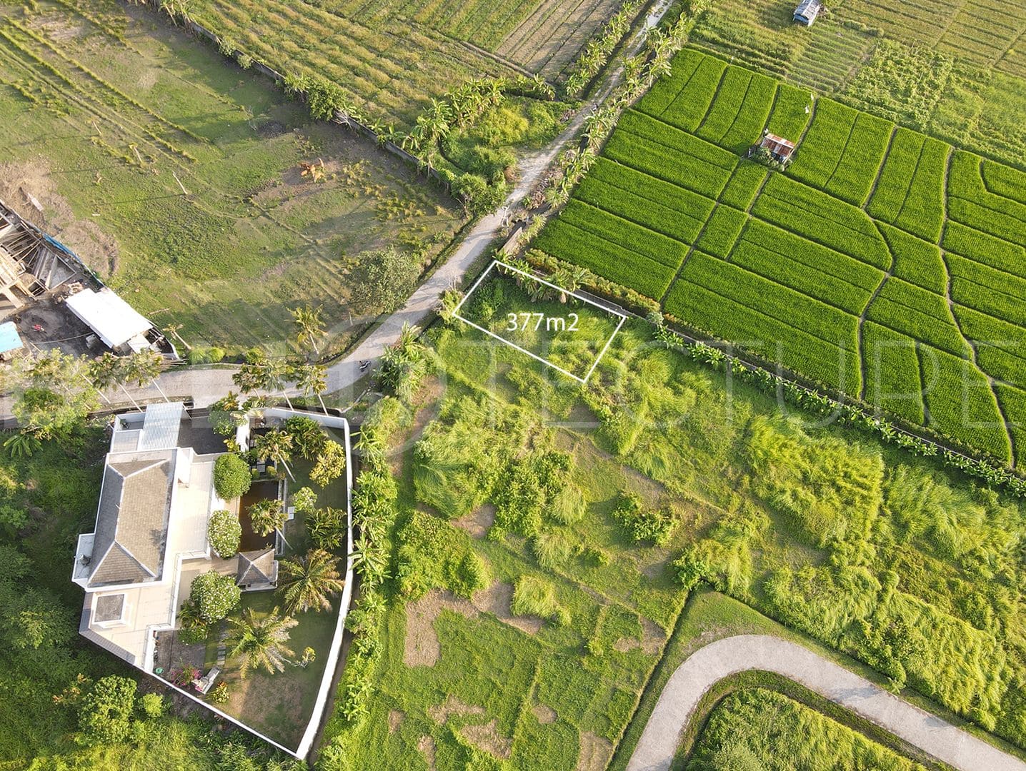 377m2 land in Kedungu for sale 5