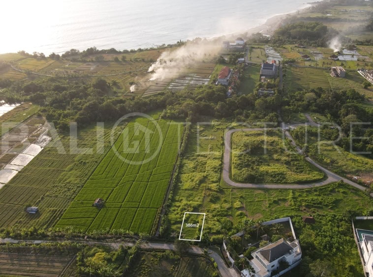Freehold Land in Kedungu Beach 4