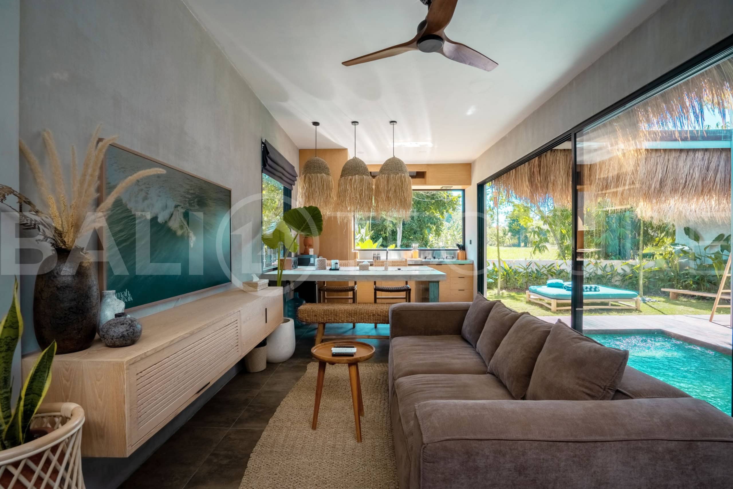 Modern Tropical 2 Bedroom Stunning Villa in Ungasan 11